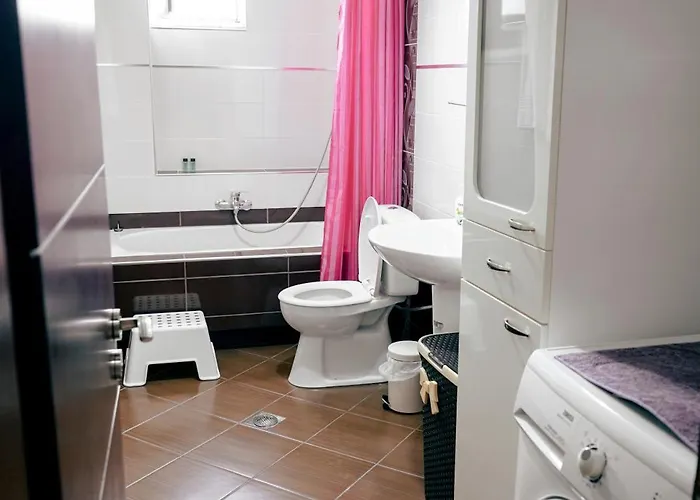 Gasthuis Cozy Gjirokastër