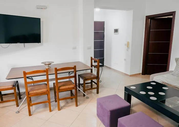 Gasthuis Cozy Gjirokastër